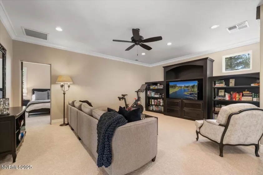 5580 Lausanne, Reno, Nevada 89511, 4 Bedrooms Bedrooms, ,4 BathroomsBathrooms,Residential,Residential,Lausanne,250050514