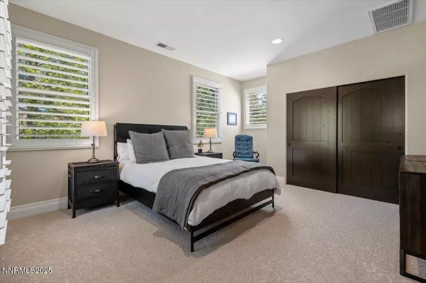 5580 Lausanne, Reno, Nevada 89511, 4 Bedrooms Bedrooms, ,4 BathroomsBathrooms,Residential,Residential,Lausanne,250050514