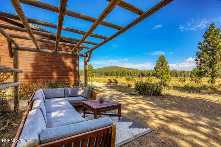 1015 Mountain Quail, Calpine, California 96124, 4 Bedrooms Bedrooms, ,3 BathroomsBathrooms,Residential,Residential,Mountain Quail,250050516