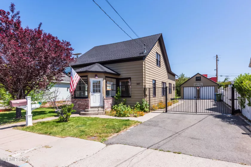 1417 Douglas, Gardnerville, Nevada 89410, 3 Bedrooms Bedrooms, ,2 BathroomsBathrooms,Residential,Residential,Douglas,250050519