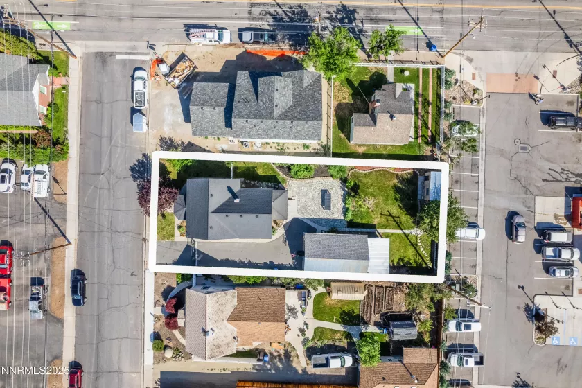 1417 Douglas, Gardnerville, Nevada 89410, 3 Bedrooms Bedrooms, ,2 BathroomsBathrooms,Residential,Residential,Douglas,250050519