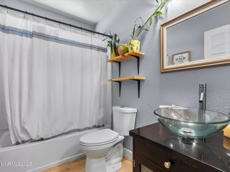 6485 Oneida, Sun Valley, Nevada 89433, 3 Bedrooms Bedrooms, ,2 BathroomsBathrooms,Residential,Residential,Oneida,250050521