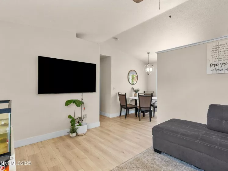 6485 Oneida, Sun Valley, Nevada 89433, 3 Bedrooms Bedrooms, ,2 BathroomsBathrooms,Residential,Residential,Oneida,250050521