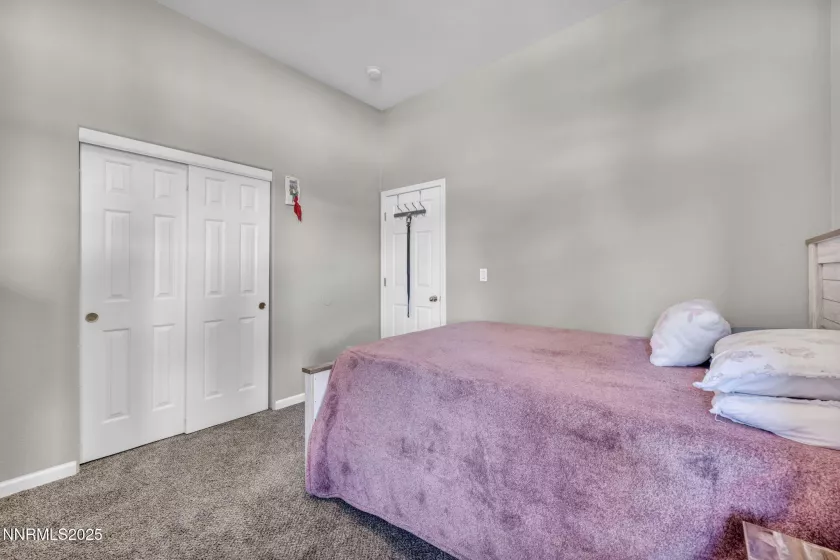 908 Jones, Fernley, Nevada 89408, 4 Bedrooms Bedrooms, ,2 BathroomsBathrooms,Residential,Residential,Jones,250050539