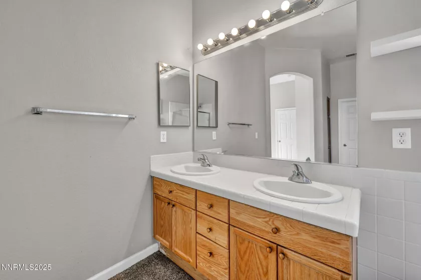 908 Jones, Fernley, Nevada 89408, 4 Bedrooms Bedrooms, ,2 BathroomsBathrooms,Residential,Residential,Jones,250050539