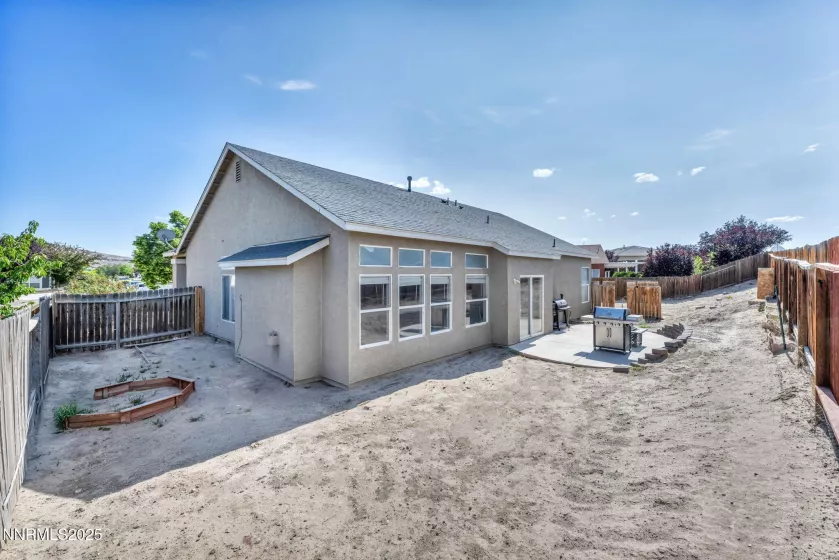 908 Jones, Fernley, Nevada 89408, 4 Bedrooms Bedrooms, ,2 BathroomsBathrooms,Residential,Residential,Jones,250050539