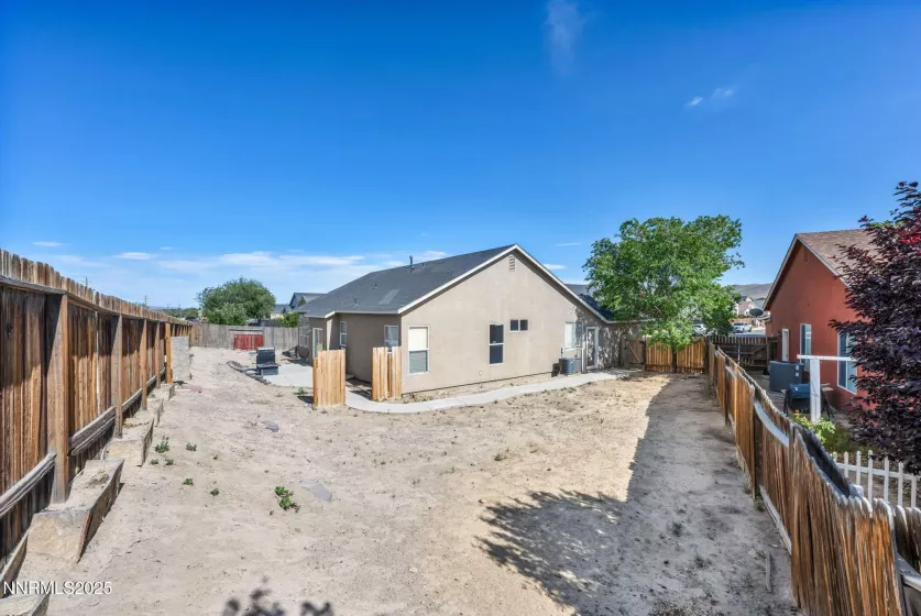 908 Jones, Fernley, Nevada 89408, 4 Bedrooms Bedrooms, ,2 BathroomsBathrooms,Residential,Residential,Jones,250050539