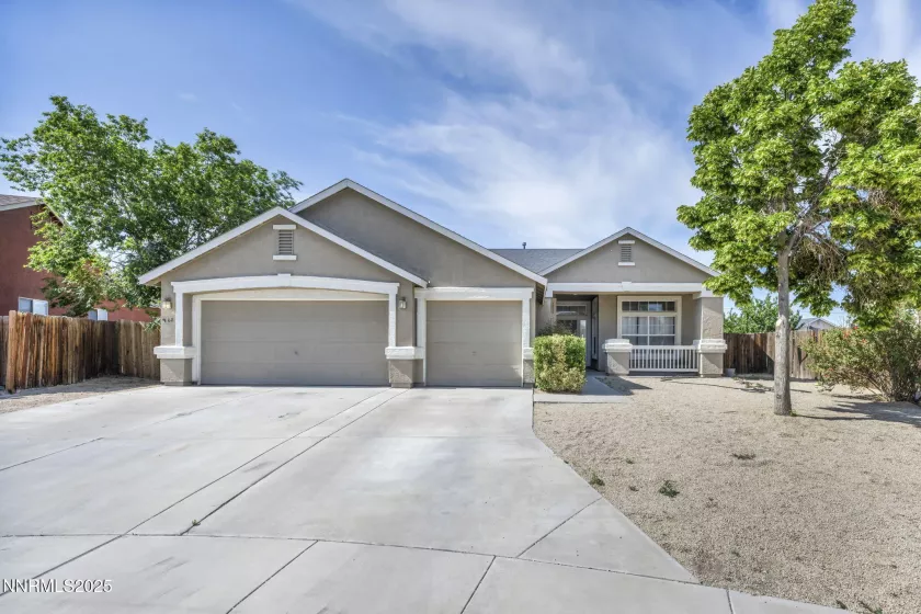 908 Jones, Fernley, Nevada 89408, 4 Bedrooms Bedrooms, ,2 BathroomsBathrooms,Residential,Residential,Jones,250050539