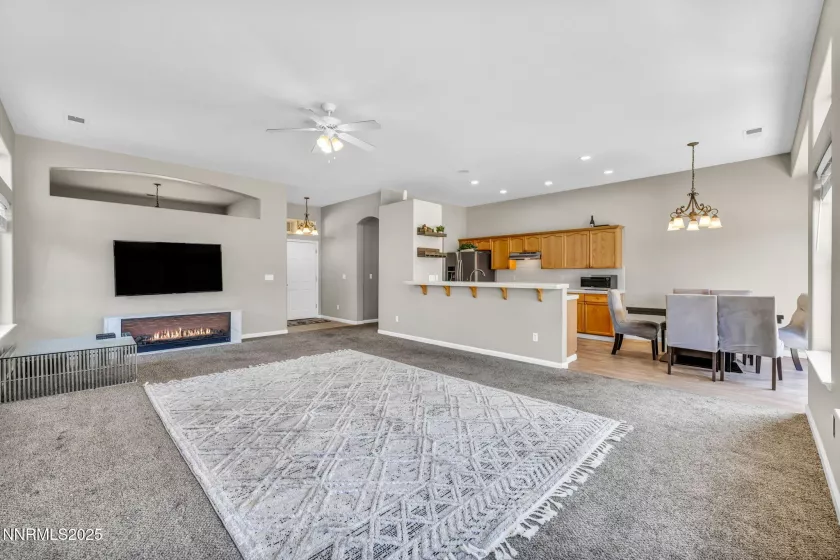 908 Jones, Fernley, Nevada 89408, 4 Bedrooms Bedrooms, ,2 BathroomsBathrooms,Residential,Residential,Jones,250050539