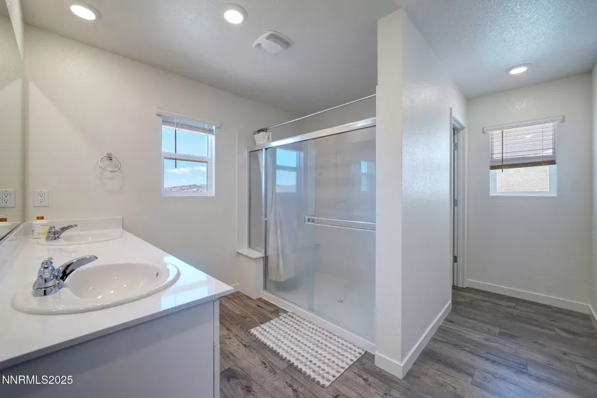 2040 Painted Sky, Sun Valley, Nevada 89433, 5 Bedrooms Bedrooms, ,3 BathroomsBathrooms,Residential,Residential,Painted Sky,250050540