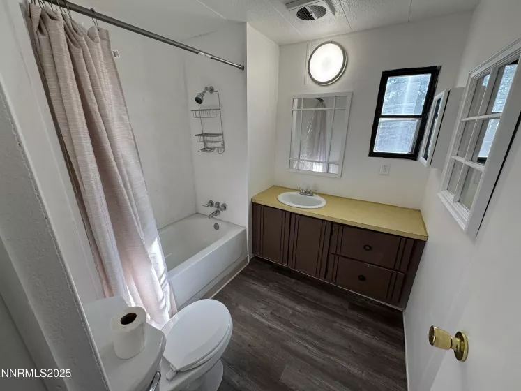 381 Patrician, Reno, Nevada 89506, 3 Bedrooms Bedrooms, ,1 BathroomBathrooms,Residential,Residential,Patrician,250050543