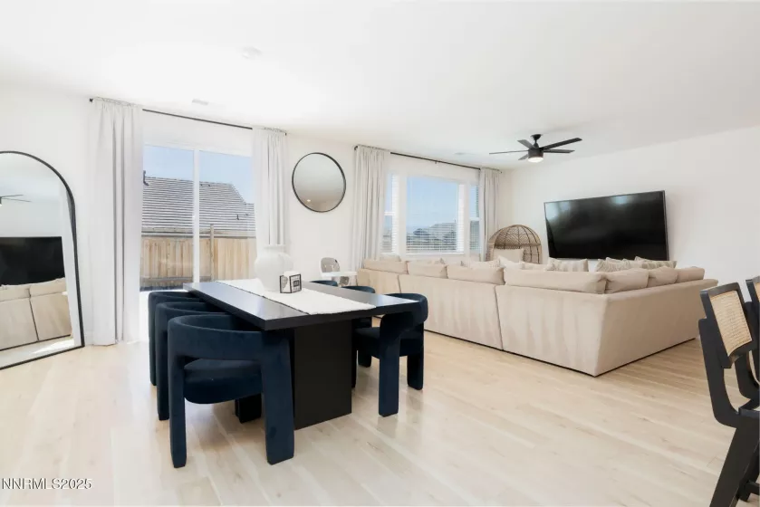 3701 Early Dawn, Sparks, Nevada 89436, 3 Bedrooms Bedrooms, ,2 BathroomsBathrooms,Residential,Residential,Early Dawn,250050549