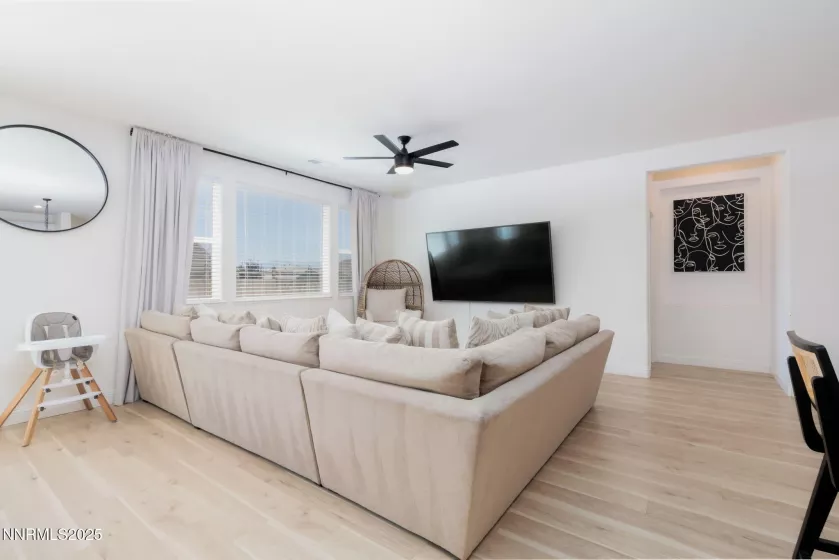 3701 Early Dawn, Sparks, Nevada 89436, 3 Bedrooms Bedrooms, ,2 BathroomsBathrooms,Residential,Residential,Early Dawn,250050549
