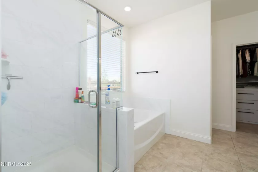 3701 Early Dawn, Sparks, Nevada 89436, 3 Bedrooms Bedrooms, ,2 BathroomsBathrooms,Residential,Residential,Early Dawn,250050549