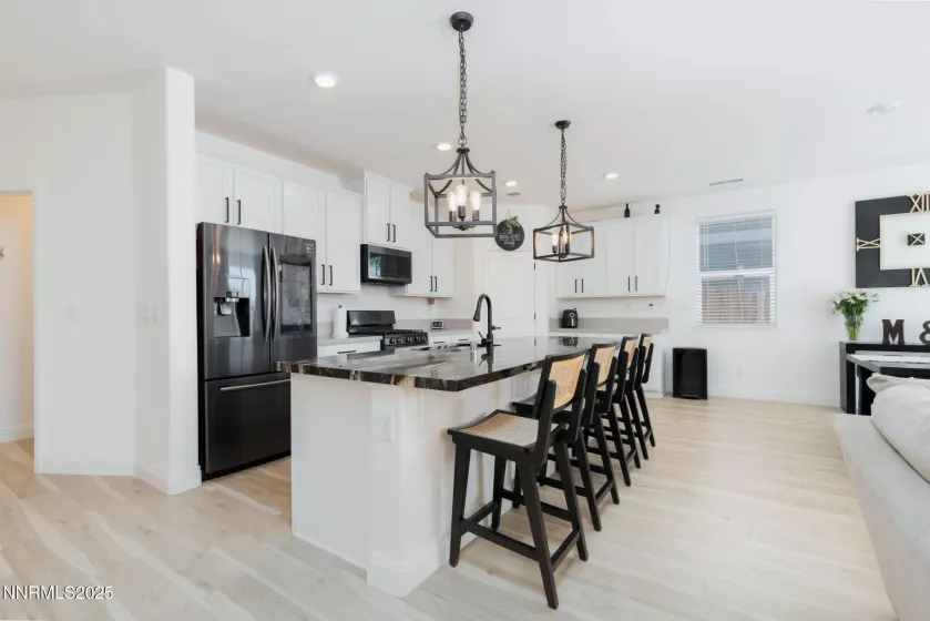 3701 Early Dawn, Sparks, Nevada 89436, 3 Bedrooms Bedrooms, ,2 BathroomsBathrooms,Residential,Residential,Early Dawn,250050549
