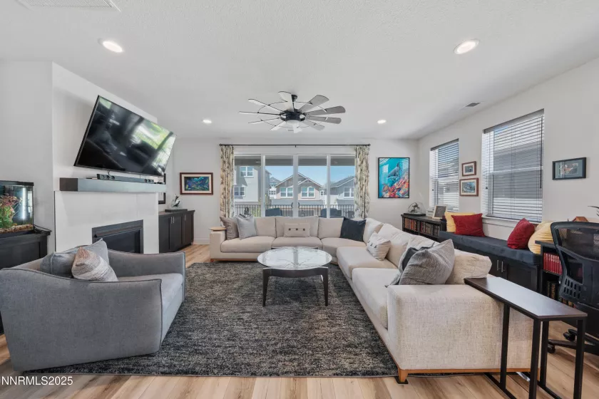 1326 Little, Carson City, Nevada 89701, 4 Bedrooms Bedrooms, ,4 BathroomsBathrooms,Residential,Residential,Little,250050550