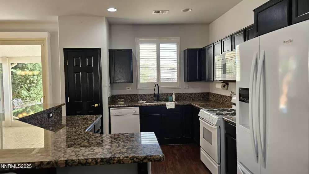 1871 Cosenza, Sparks, Nevada 89434, 2 Bedrooms Bedrooms, ,2 BathroomsBathrooms,Residential,Residential,Cosenza,250050560