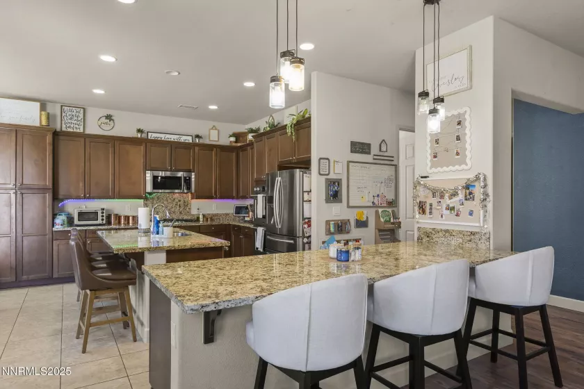 11760 Valley Crest, Sparks, Nevada 89441, 4 Bedrooms Bedrooms, ,3 BathroomsBathrooms,Residential,Residential,Valley Crest,250050562