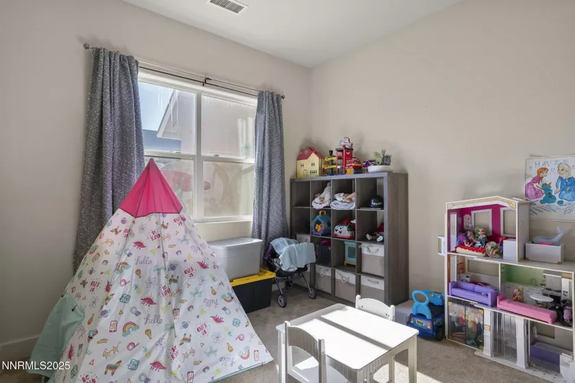11760 Valley Crest, Sparks, Nevada 89441, 4 Bedrooms Bedrooms, ,3 BathroomsBathrooms,Residential,Residential,Valley Crest,250050562