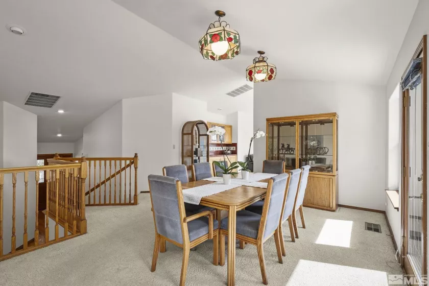 80 Cassas, Reno, Nevada 89511, 3 Bedrooms Bedrooms, ,4 BathroomsBathrooms,Residential,Residential,Cassas,250004304