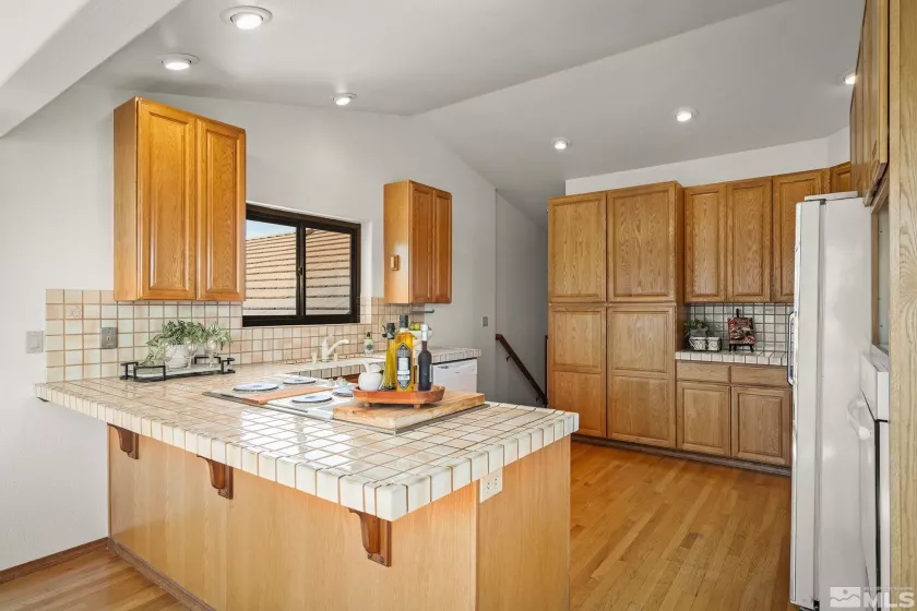 80 Cassas, Reno, Nevada 89511, 3 Bedrooms Bedrooms, ,4 BathroomsBathrooms,Residential,Residential,Cassas,250004304