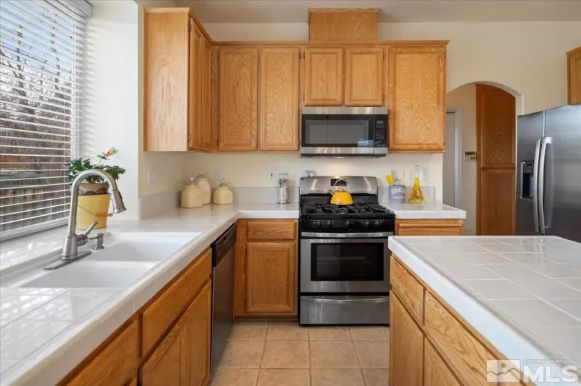 7368 Florentine, Sparks, Nevada 89436, 3 Bedrooms Bedrooms, ,3 BathroomsBathrooms,Residential,Residential,Florentine,250004576
