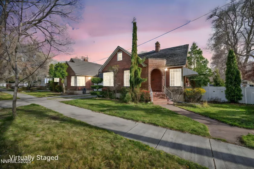 590 St Lawrence, Reno, Nevada 89509, 6 Bedrooms Bedrooms, ,5 BathroomsBathrooms,Residential,Residential,St Lawrence,250050473