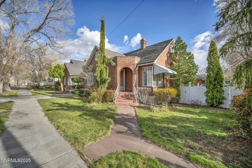 590 St Lawrence, Reno, Nevada 89509, 6 Bedrooms Bedrooms, ,5 BathroomsBathrooms,Residential,Residential,St Lawrence,250050473