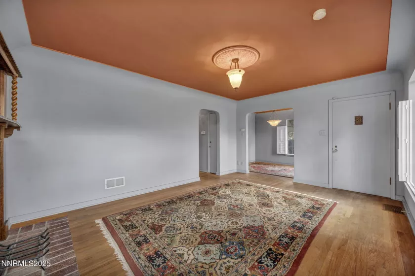 590 St Lawrence, Reno, Nevada 89509, 6 Bedrooms Bedrooms, ,5 BathroomsBathrooms,Residential,Residential,St Lawrence,250050473