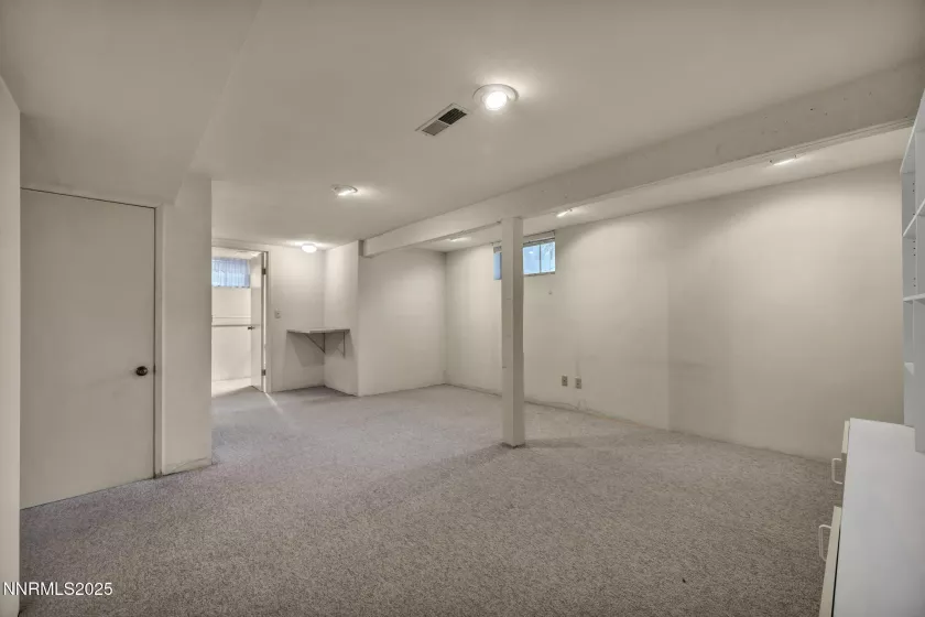590 St Lawrence, Reno, Nevada 89509, 6 Bedrooms Bedrooms, ,5 BathroomsBathrooms,Residential,Residential,St Lawrence,250050473