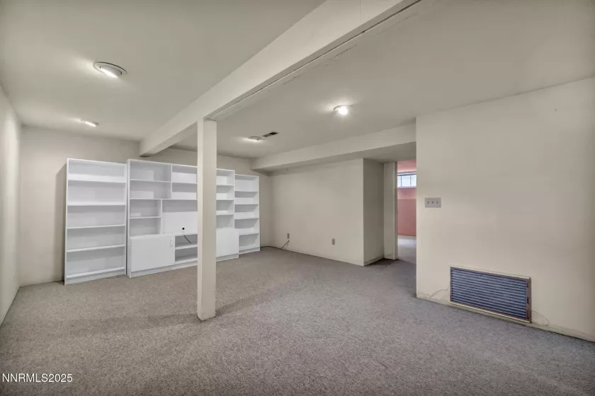 590 St Lawrence, Reno, Nevada 89509, 6 Bedrooms Bedrooms, ,5 BathroomsBathrooms,Residential,Residential,St Lawrence,250050473
