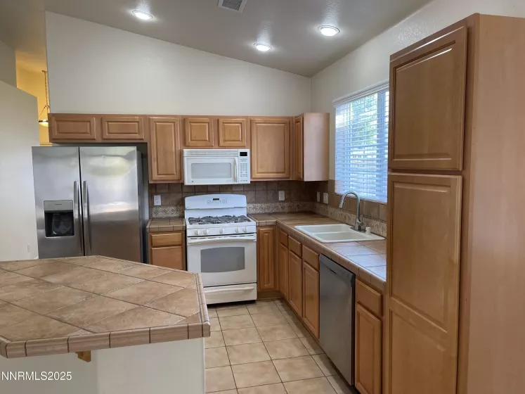 Kitchen 1