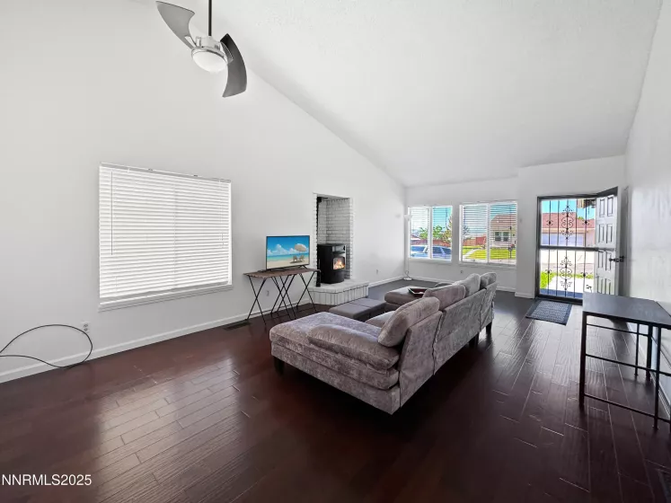 620 National, Winnemucca, Nevada 89445, 3 Bedrooms Bedrooms, ,2 BathroomsBathrooms,Residential,Residential,National,250050513