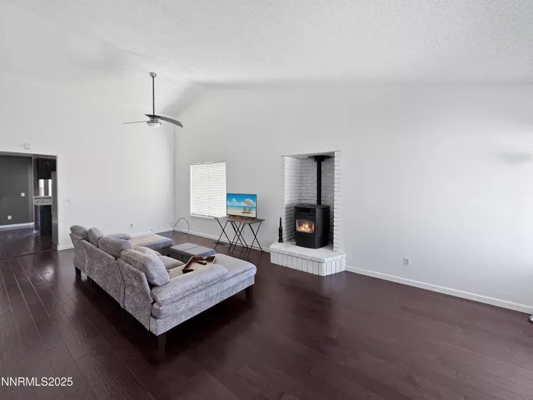 620 National, Winnemucca, Nevada 89445, 3 Bedrooms Bedrooms, ,2 BathroomsBathrooms,Residential,Residential,National,250050513