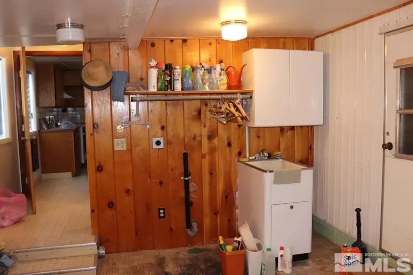 95 Olavarria, Mc Dermitt, Nevada 89421, 3 Bedrooms Bedrooms, ,2 BathroomsBathrooms,Residential,Residential,Olavarria,240015219