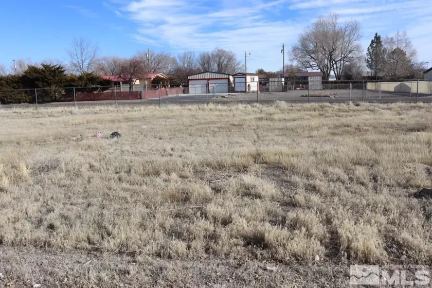 95 Olavarria, Mc Dermitt, Nevada 89421, 3 Bedrooms Bedrooms, ,2 BathroomsBathrooms,Residential,Residential,Olavarria,240015219