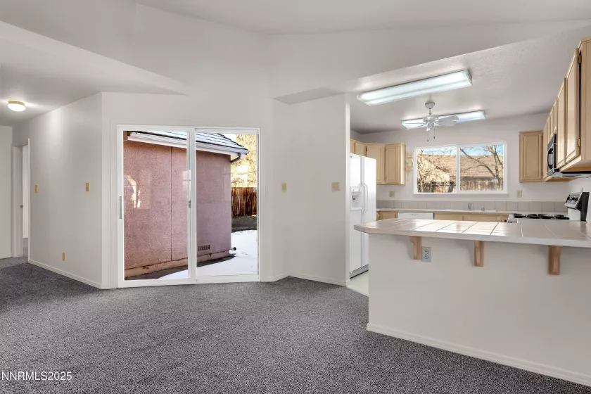 135 Spring Ridge, Sparks, Nevada 89436, 3 Bedrooms Bedrooms, ,2 BathroomsBathrooms,Residential Lease,Manufactured,Spring Ridge,250050568