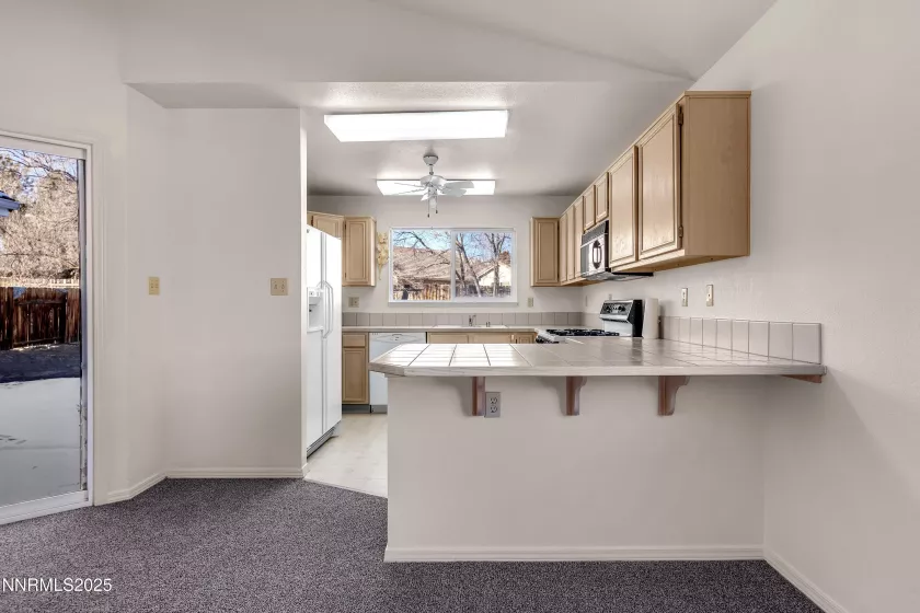 135 Spring Ridge, Sparks, Nevada 89436, 3 Bedrooms Bedrooms, ,2 BathroomsBathrooms,Residential Lease,Manufactured,Spring Ridge,250050568