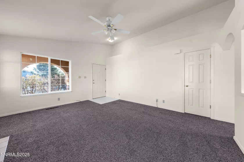 135 Spring Ridge, Sparks, Nevada 89436, 3 Bedrooms Bedrooms, ,2 BathroomsBathrooms,Residential Lease,Manufactured,Spring Ridge,250050568