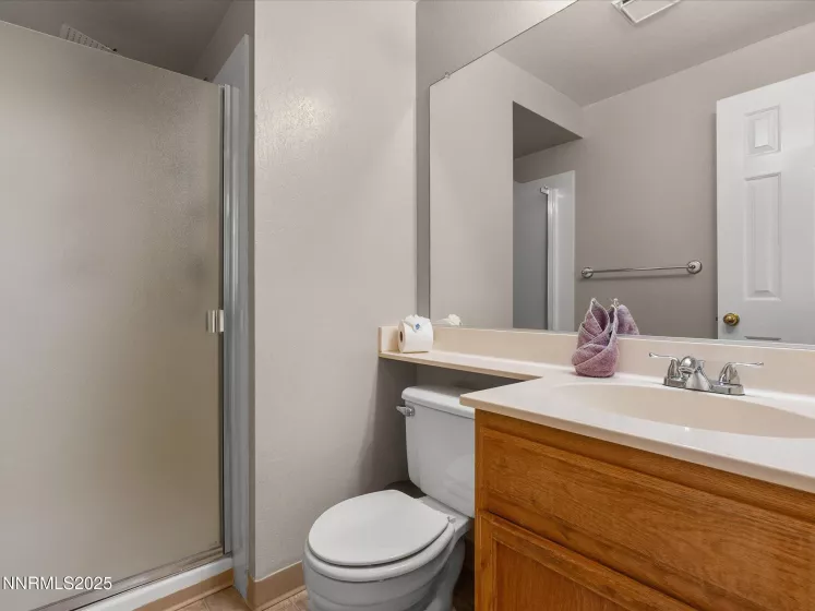 1066 Locomotive, Sparks, Nevada 89434, 4 Bedrooms Bedrooms, ,3 BathroomsBathrooms,Residential,Residential,Locomotive,250050572