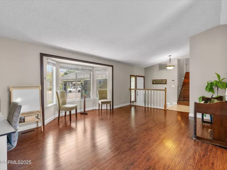 1066 Locomotive, Sparks, Nevada 89434, 4 Bedrooms Bedrooms, ,3 BathroomsBathrooms,Residential,Residential,Locomotive,250050572
