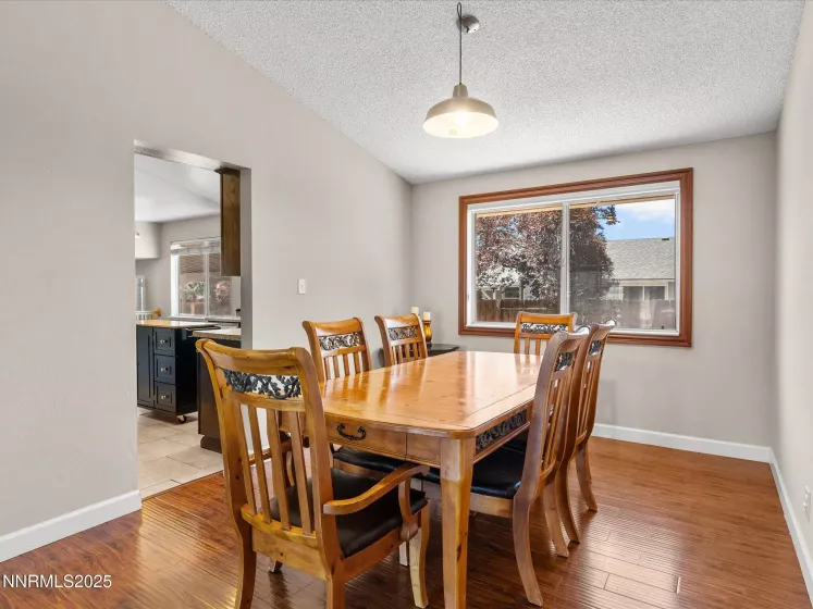 1066 Locomotive, Sparks, Nevada 89434, 4 Bedrooms Bedrooms, ,3 BathroomsBathrooms,Residential,Residential,Locomotive,250050572