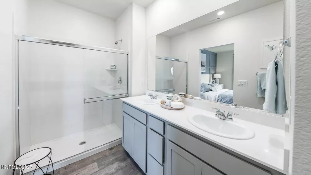 4570 Langdon, Fernley, Nevada 89408, 3 Bedrooms Bedrooms, ,2 BathroomsBathrooms,Residential,Residential,Langdon,250050575