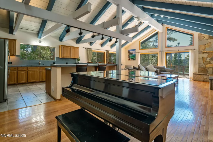 608 Tumbleweed, Incline Village, Nevada 89451, 5 Bedrooms Bedrooms, ,4 BathroomsBathrooms,Residential,Residential,Tumbleweed,250050580