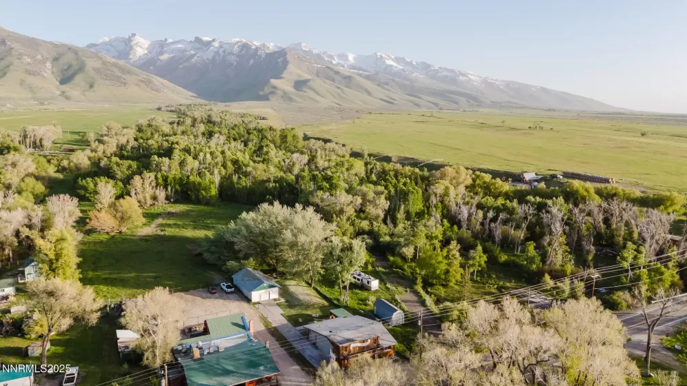 925 Lamoille Road, Lamoille, Nevada 89828, ,Commercial Sale,Residential,Lamoille Road,250050584