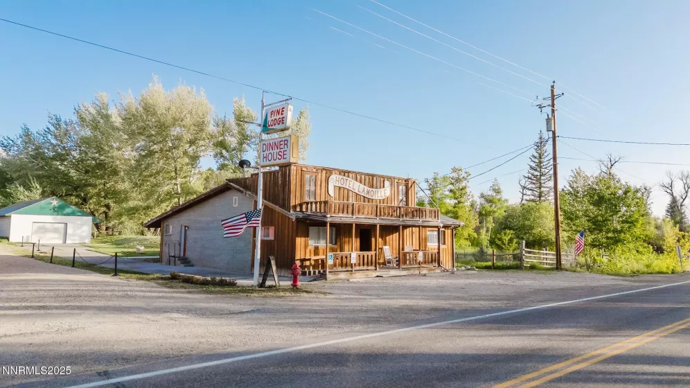 925 Lamoille Road, Lamoille, Nevada 89828, ,Commercial Sale,Residential,Lamoille Road,250050584