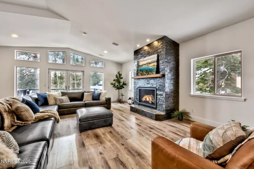 997 Dorcey, Incline Village, Nevada 89451, 4 Bedrooms Bedrooms, ,3 BathroomsBathrooms,Residential,Residential,Dorcey,250050591
