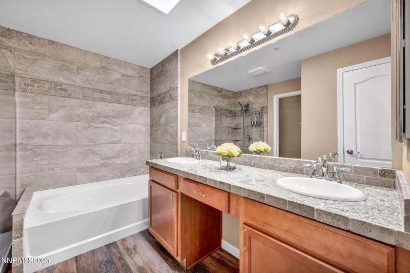17000 Wedge, Reno, Nevada 89511, 2 Bedrooms Bedrooms, ,2 BathroomsBathrooms,Residential,Residential,Wedge,250050593