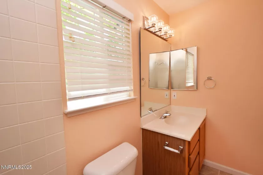 4728 Cedarhill, Reno, Nevada 89519, 3 Bedrooms Bedrooms, ,3 BathroomsBathrooms,Residential,Residential,Cedarhill,250050596