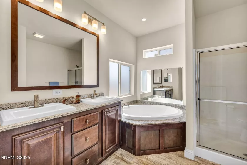 9601 Via Catalina, Silver Springs, Nevada 89429, 3 Bedrooms Bedrooms, ,2 BathroomsBathrooms,Residential,Residential,Via Catalina,250050605